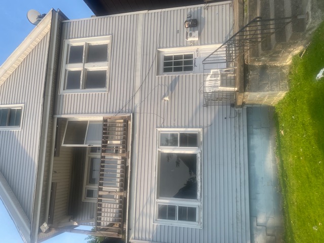 1023 Lovejoy St., Apt #1