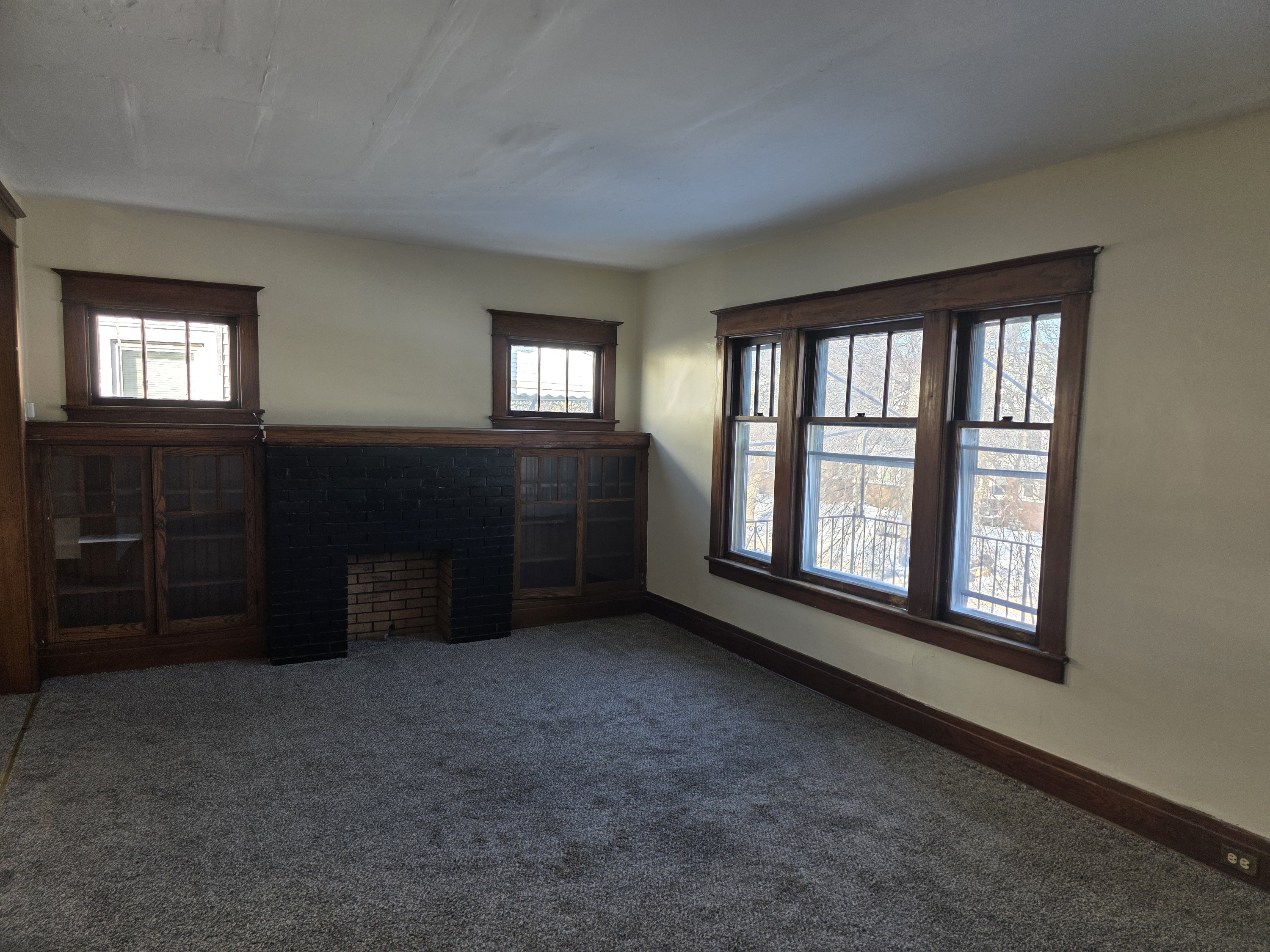 265 Lisbon Ave., Apt #2